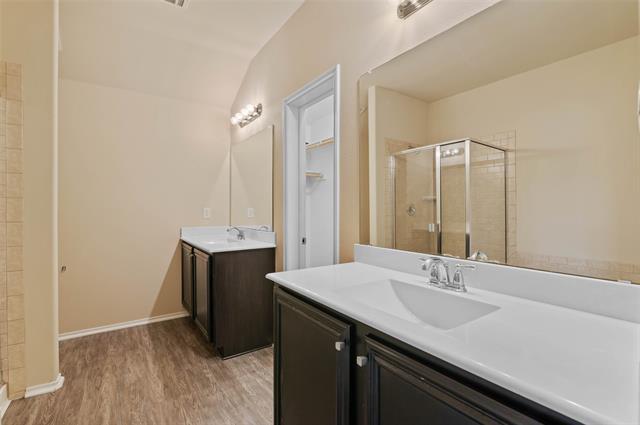 Building Photo - 1313 Honeywood Ln