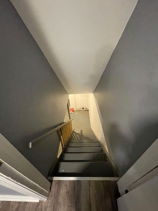 Building Photo - Beautifully updated 3 bed 1 bath home with garage and off-street parking in Penn Hills!