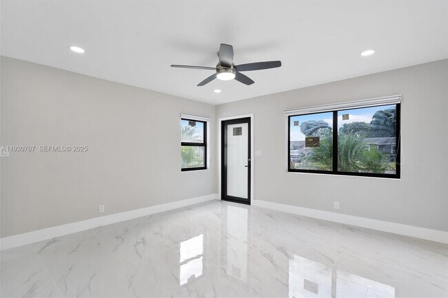 Building Photo - 1815 N 27th Ave