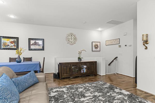 Building Photo - 6113 Paseo Granito