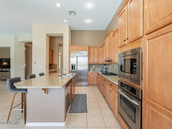 Building Photo - 40505 N Lytham Ct
