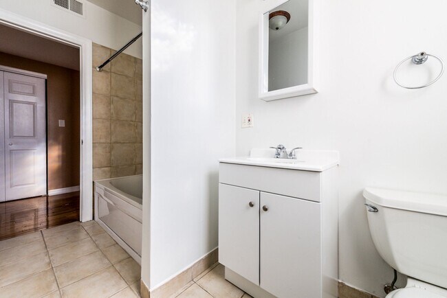 Building Photo - 8057-59 S Dobson Ave Chicago, IL 60619