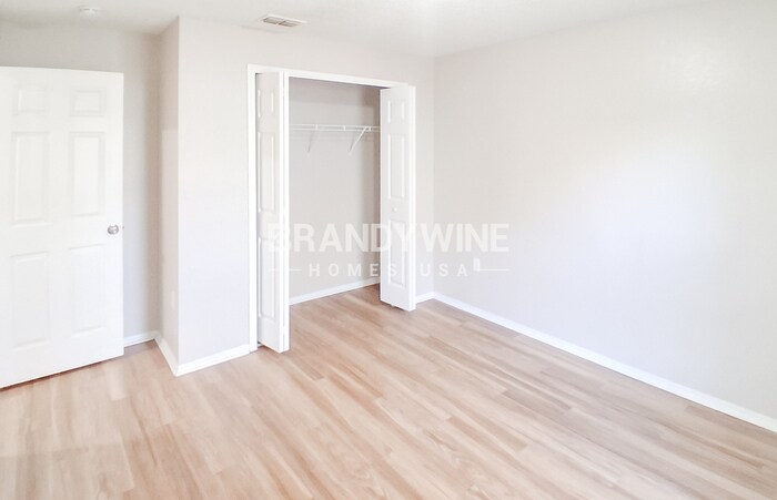 Building Photo - 4311 Thonotosassa Ave