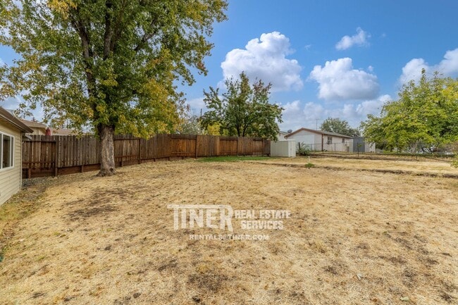 Building Photo - 3960 Annabelle Ave