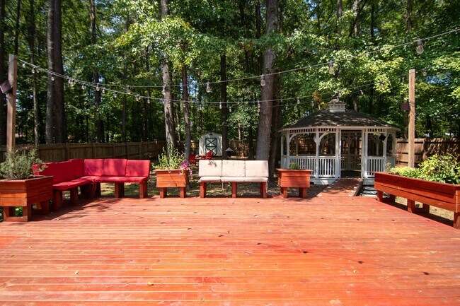 Building Photo - 4801 Buttonbush Dr