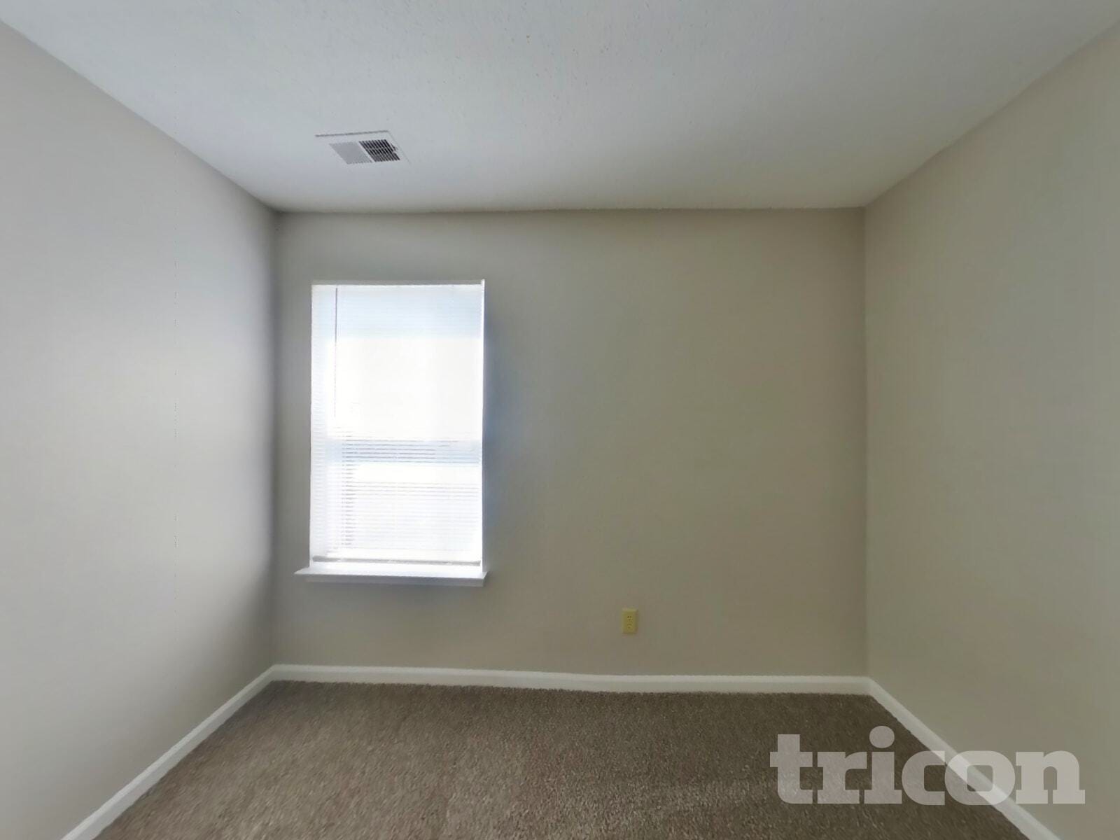 Building Photo - 473 Overland Dr