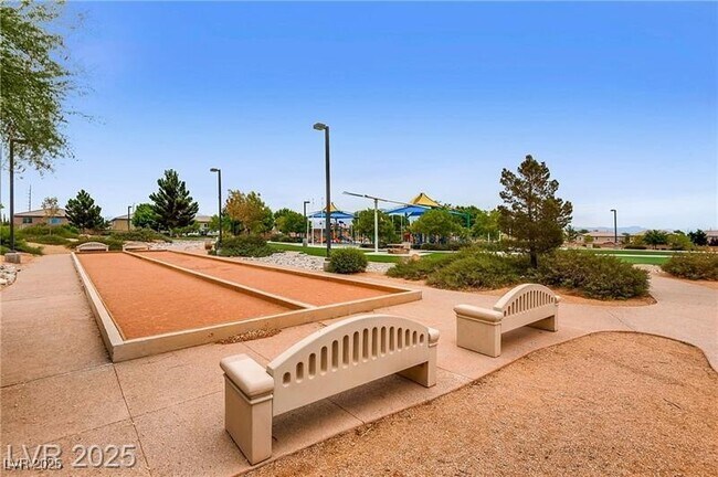 Building Photo - 10644 Tray Mountain Ave