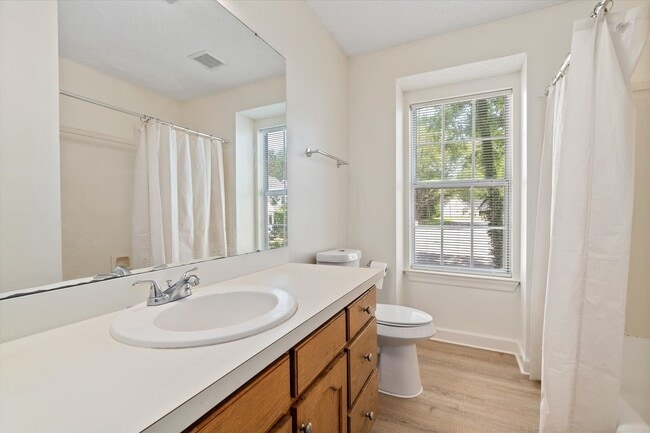 Building Photo - UPCOMING LISTING IN LAKE FOREST SUBDIVISION