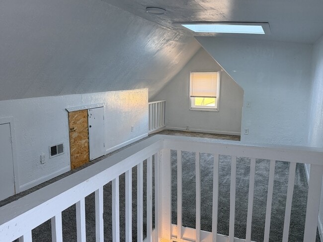 Building Photo - 312 Salem St