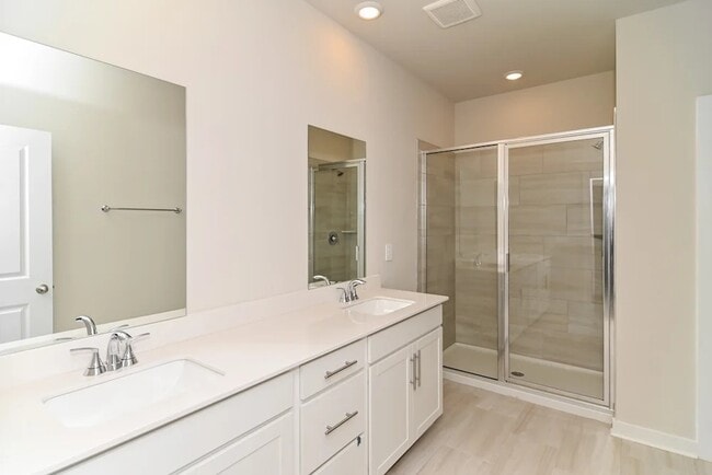 Building Photo - 1318 Bluffton Cir