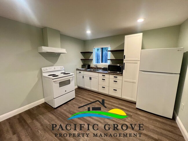 Building Photo - Junipero Ave Apartment Studio - Available NOW!