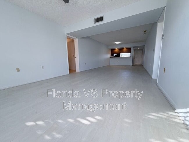 Building Photo - 3511 Village Blvd