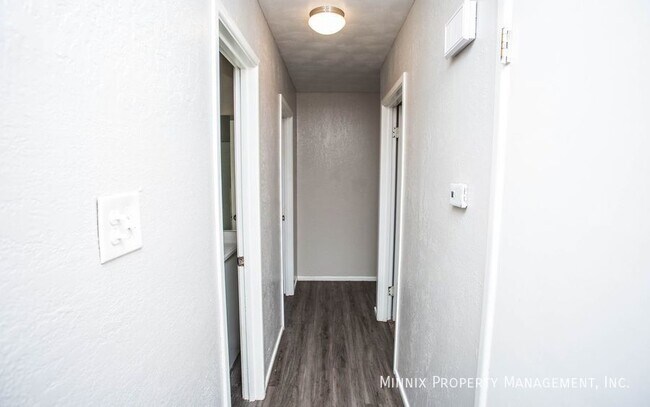 Building Photo - 3403 Bangor Dr