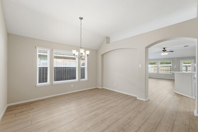 Building Photo - 11422 English Rose Trail