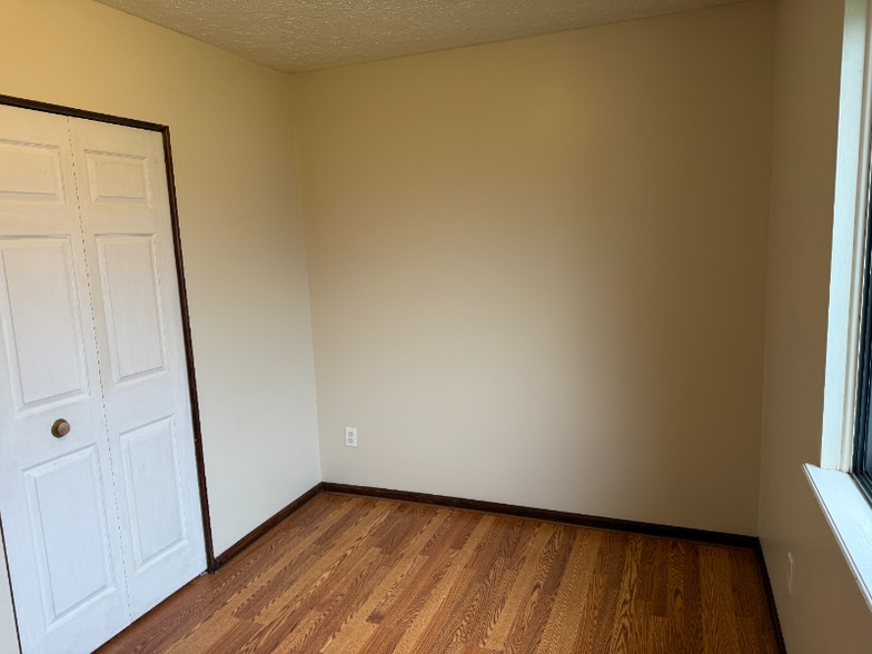 Building Photo - 5814 Laporte Dr