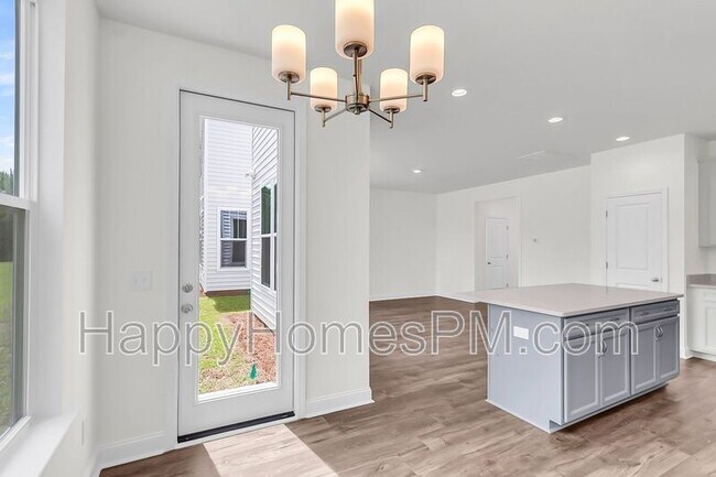 Building Photo - 335 Chapman Cir