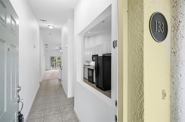 Building Photo - 100 Canopy Walk Ln