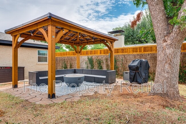 Building Photo - 1603 Mc Clintic St