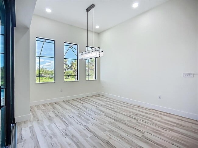 Building Photo - 1167 Boundary Blvd