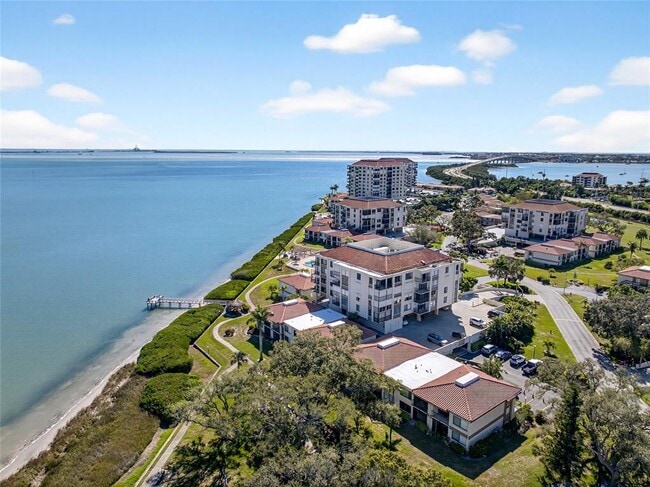 Building Photo - 6218 Palma Del Mar Blvd S