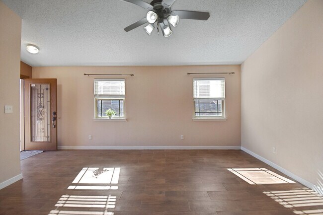 Building Photo - 14229 Poets Rock Ln