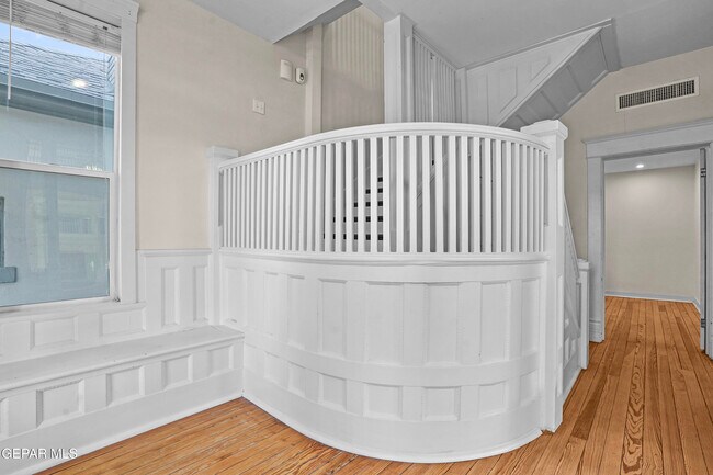 Building Photo - 711 Upson Dr
