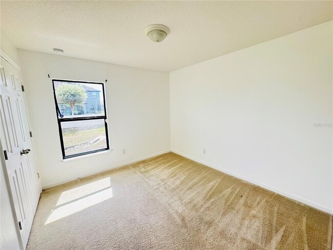 Building Photo - 1090 Woodlark Dr