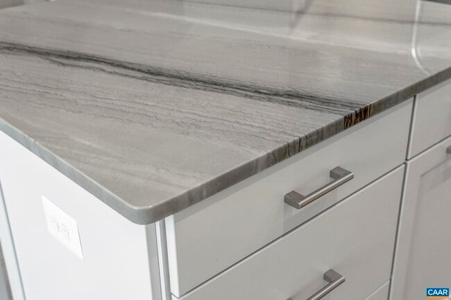 Building Photo - 5022 Lindley Pl