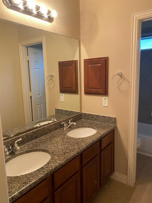 Building Photo - 2506 Orchid Creek Dr