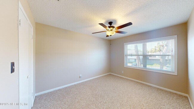Building Photo - 695 A1A N