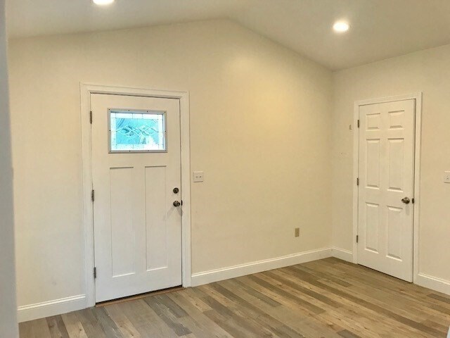 Building Photo - 52 Malden St