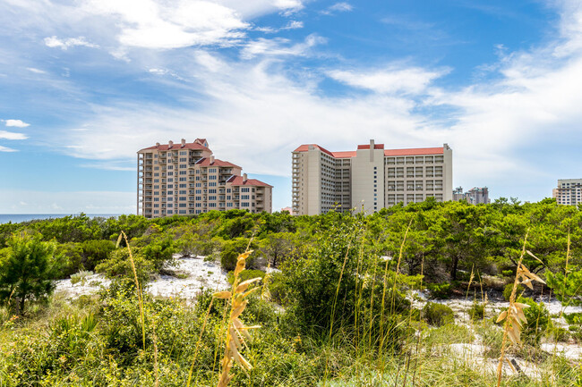 Building Photo - 515 Tops'l Beach Blvd