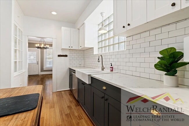 Building Photo - 1 Bed 1 Bath in Salt Lake Avenues