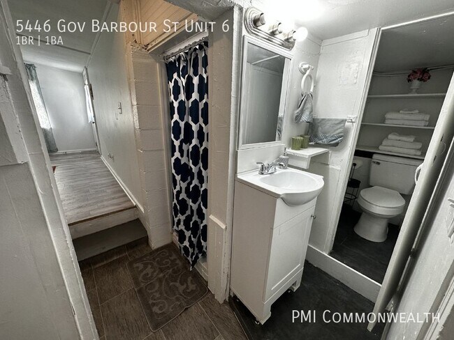Building Photo - 1 Bed / 1 Bath Apartment (Available Now)