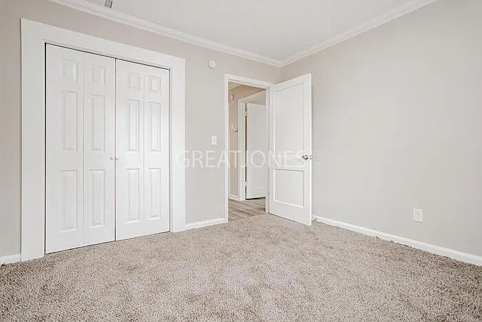 Building Photo - 1236 S Dixon Dr