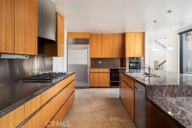 Building Photo - 810 Emerald Bay