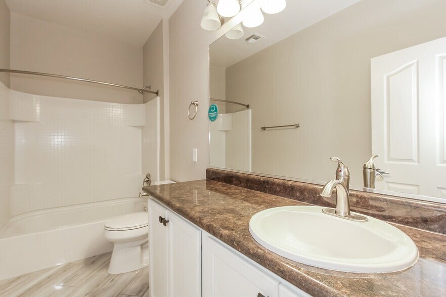 Building Photo - 8391 W Kittiwake Ln