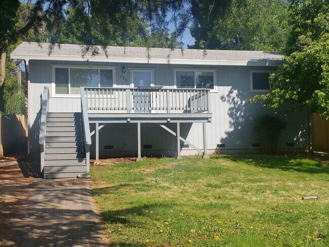Building Photo - 3 br, 2 bath House - 179 Cedar Street