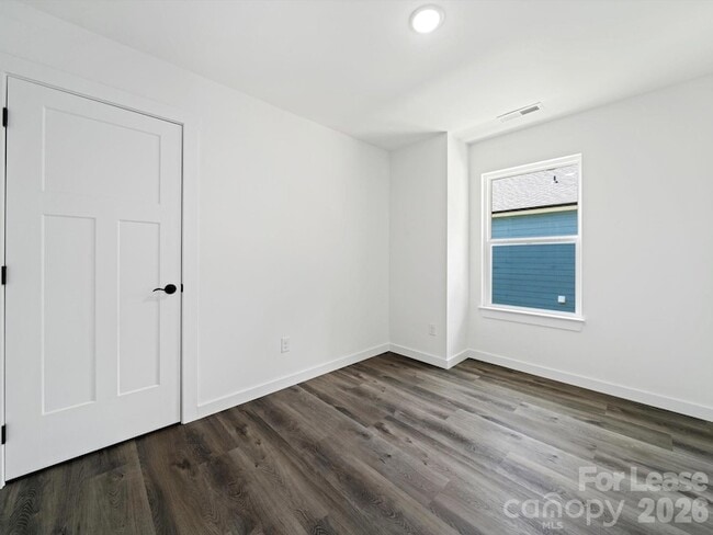 Building Photo - 2753 34th St Pl NE