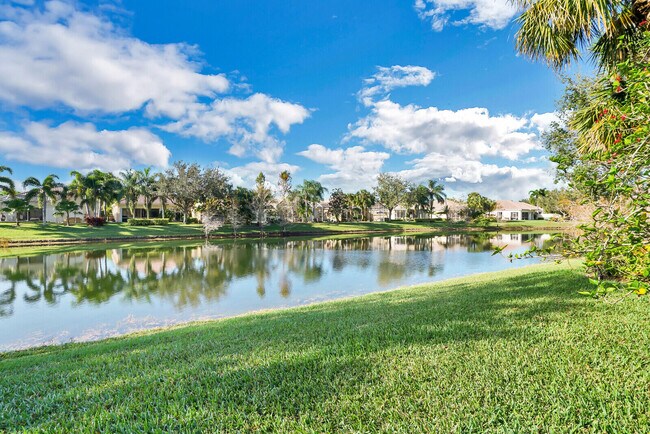 Building Photo - 8128 Montserrat Pl