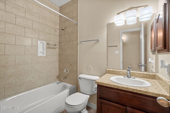 Building Photo - 3148 Sunny Prairie Dr