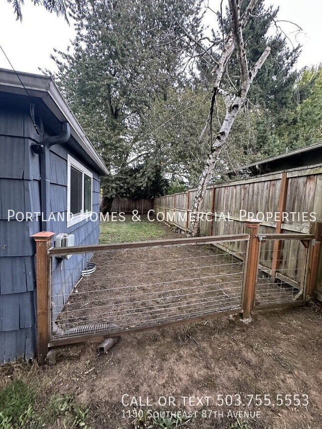 Building Photo - 1150 SE 87th Ave