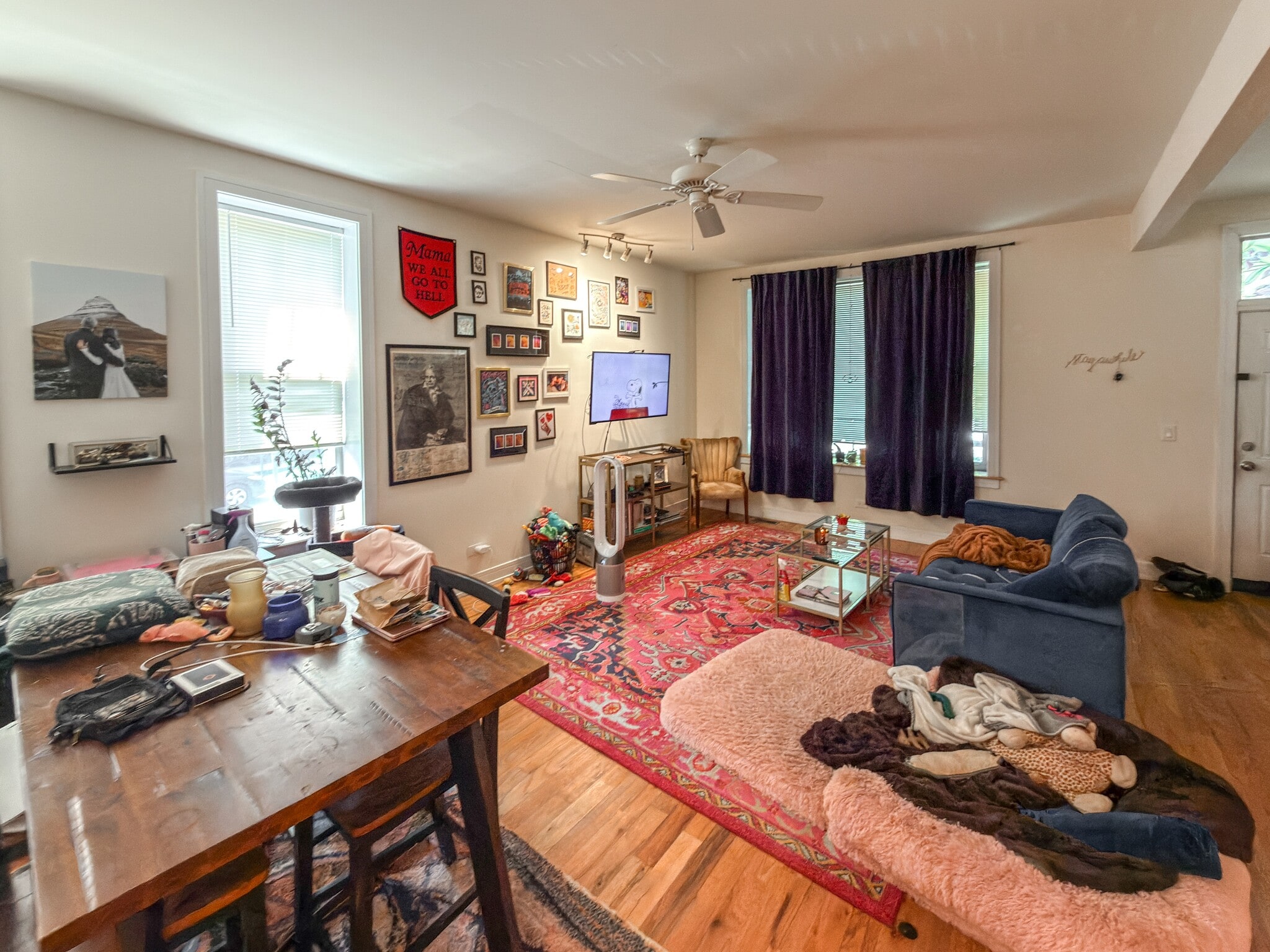 Building Photo - 2835 N Damen Ave