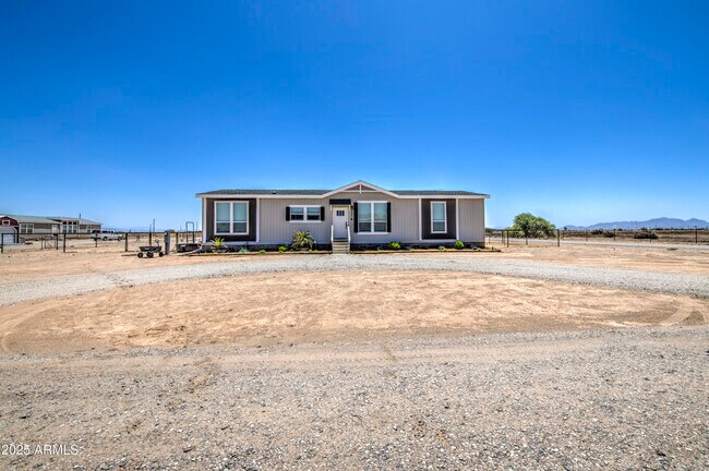 Building Photo - 4057 SOLAR St