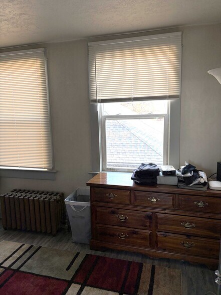 Bedroom (occupied) - 315 W Halliday St