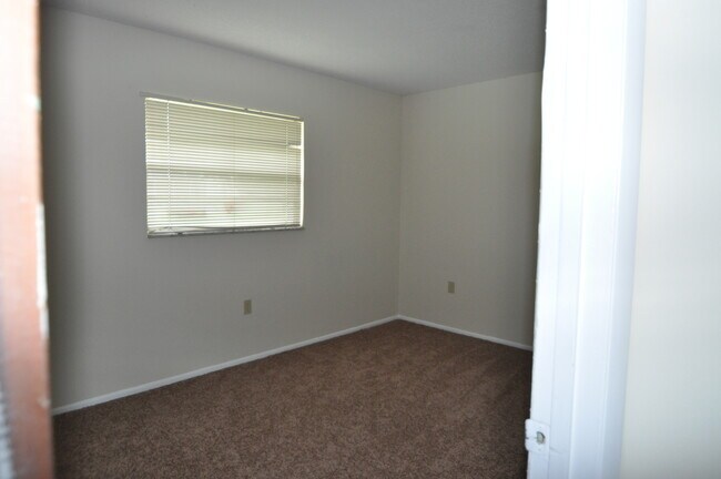 Building Photo - ALTAMONTE SPRINGS: 3 bed/1.5 bath home in ...