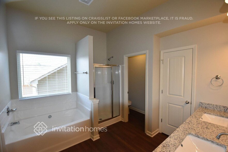 Building Photo - 224 Sableshire Way