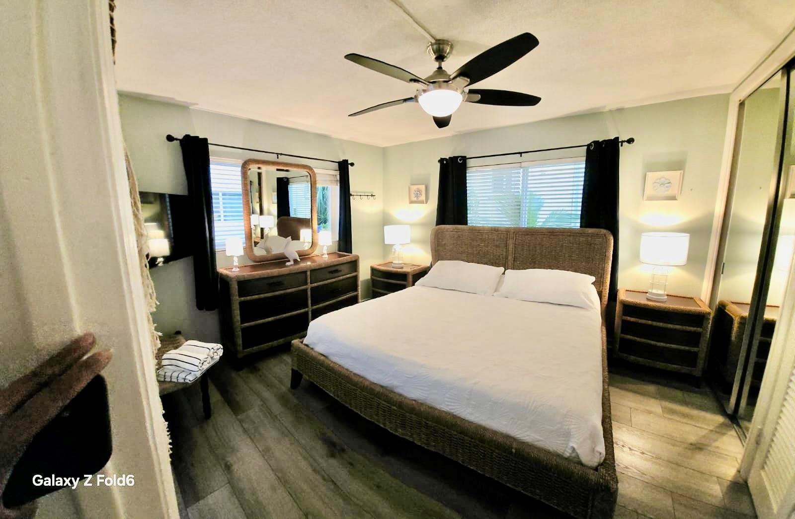 Building Photo - 3225 NE 16th St