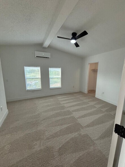 Building Photo - 13349 Friendship Rd