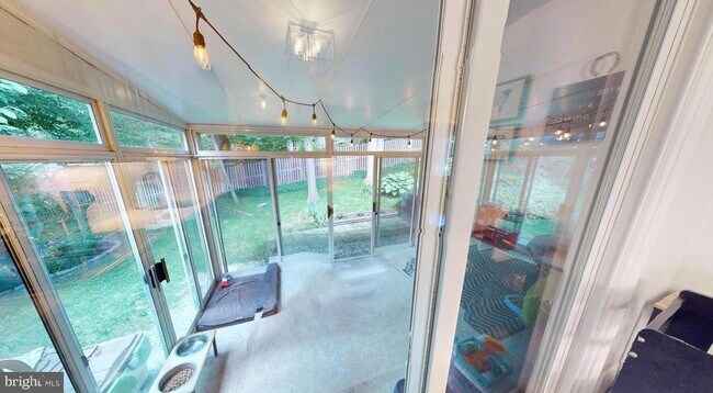 Building Photo - 7305 Whitson Dr